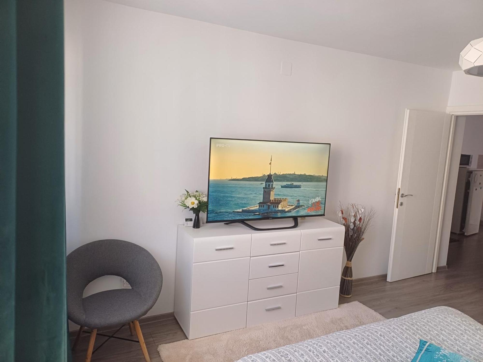 Luxury-Apartment Ultracentral Câmpulung Moldovenesc Buitenkant foto