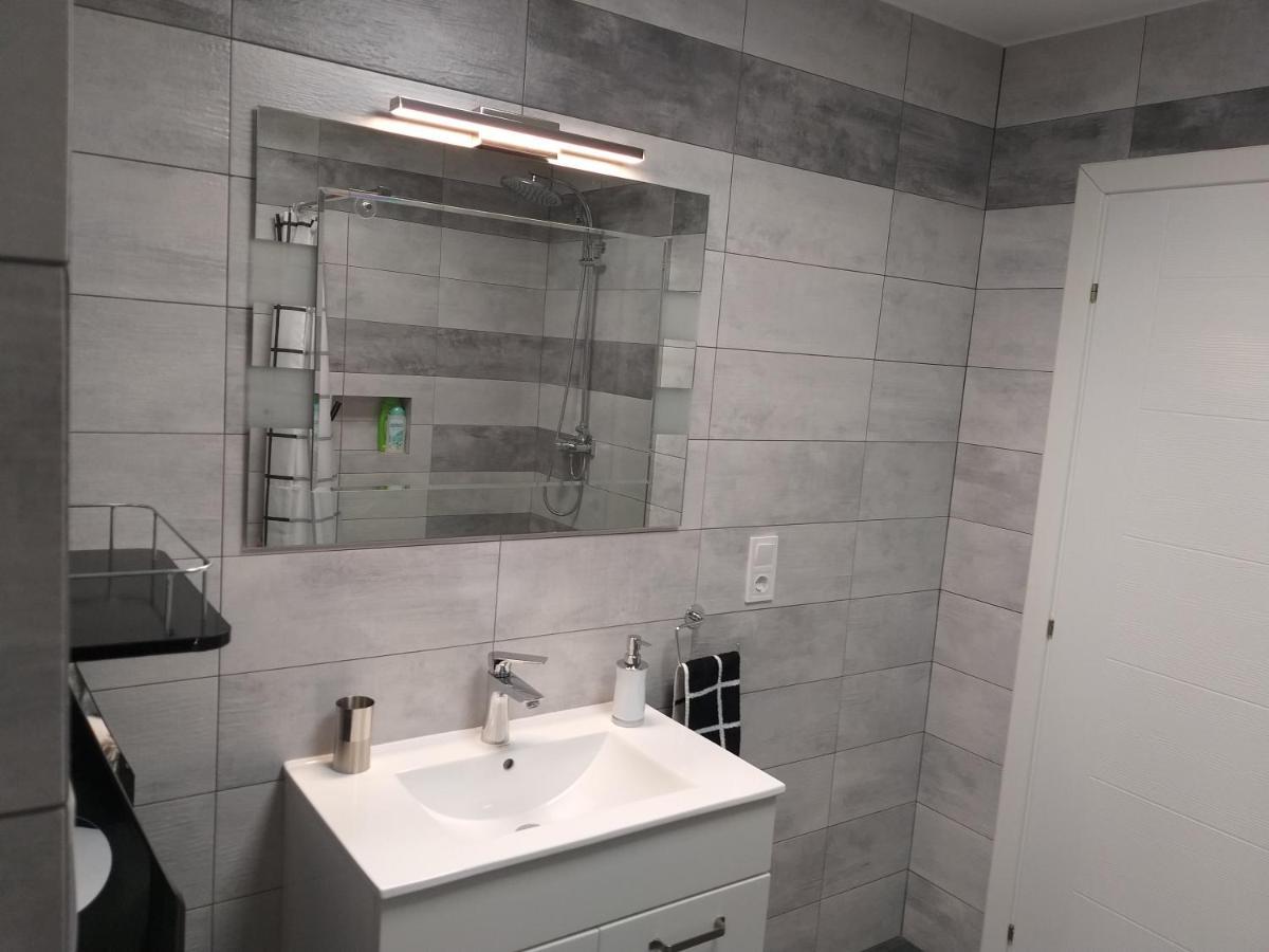 Luxury-Apartment Ultracentral Câmpulung Moldovenesc Buitenkant foto